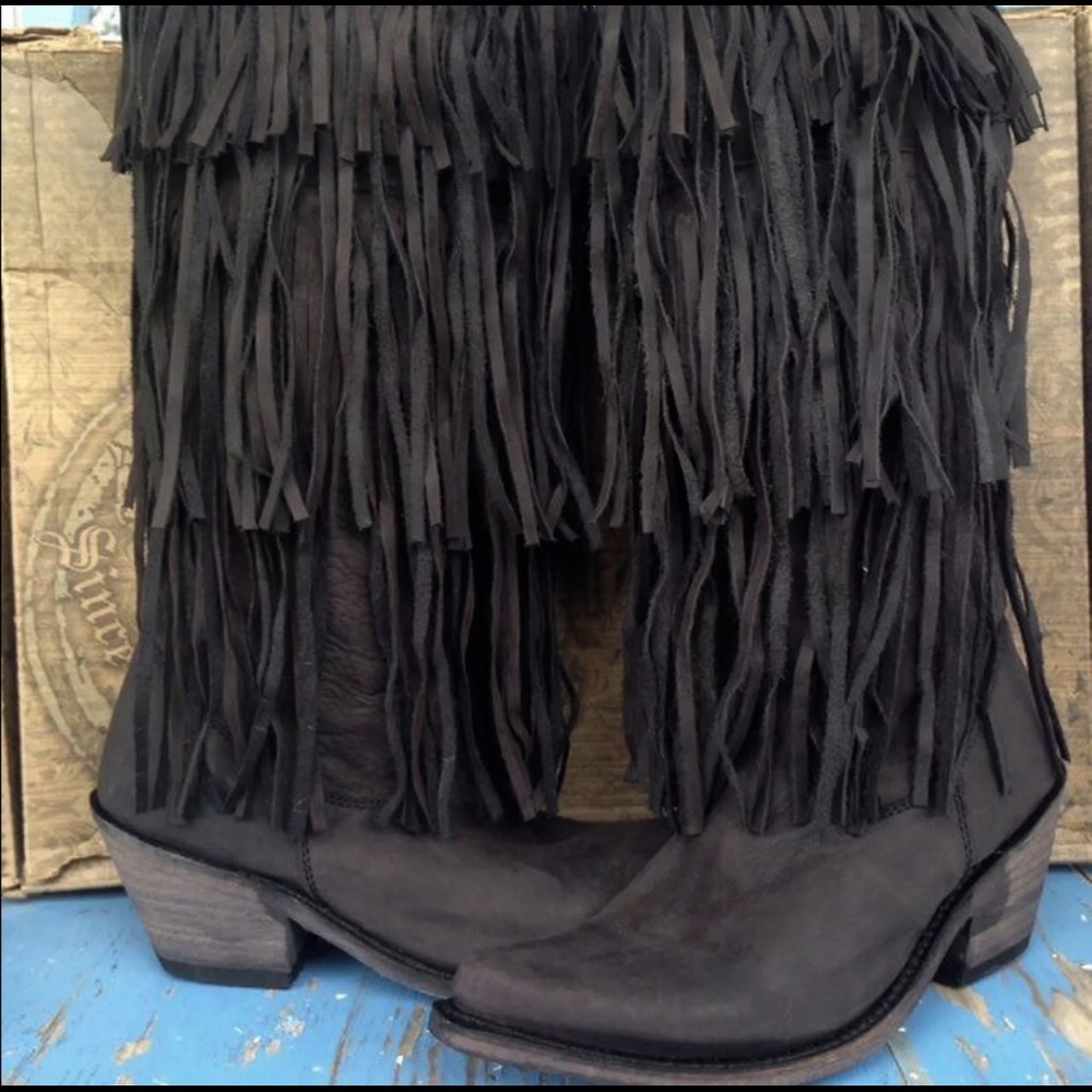 LAST PAIR!!! New Liberty Black Fringe Cowboy Boots - Picture 2 of 5